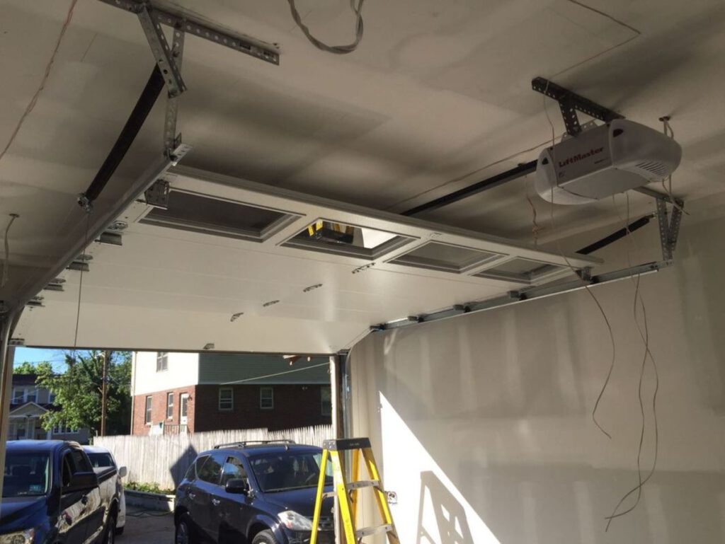 how many satchels for a garage door